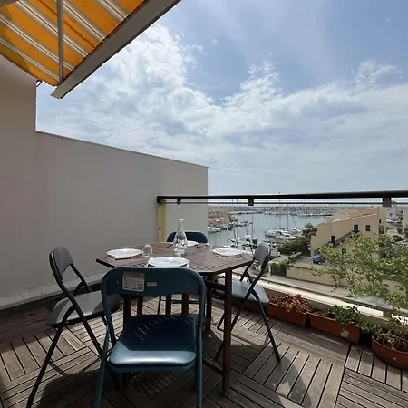 Renove 2 Avec Piscine Et Parking, A 6 Couchages Pres De La - Fr-1-229-103 Apartment Gruissan
